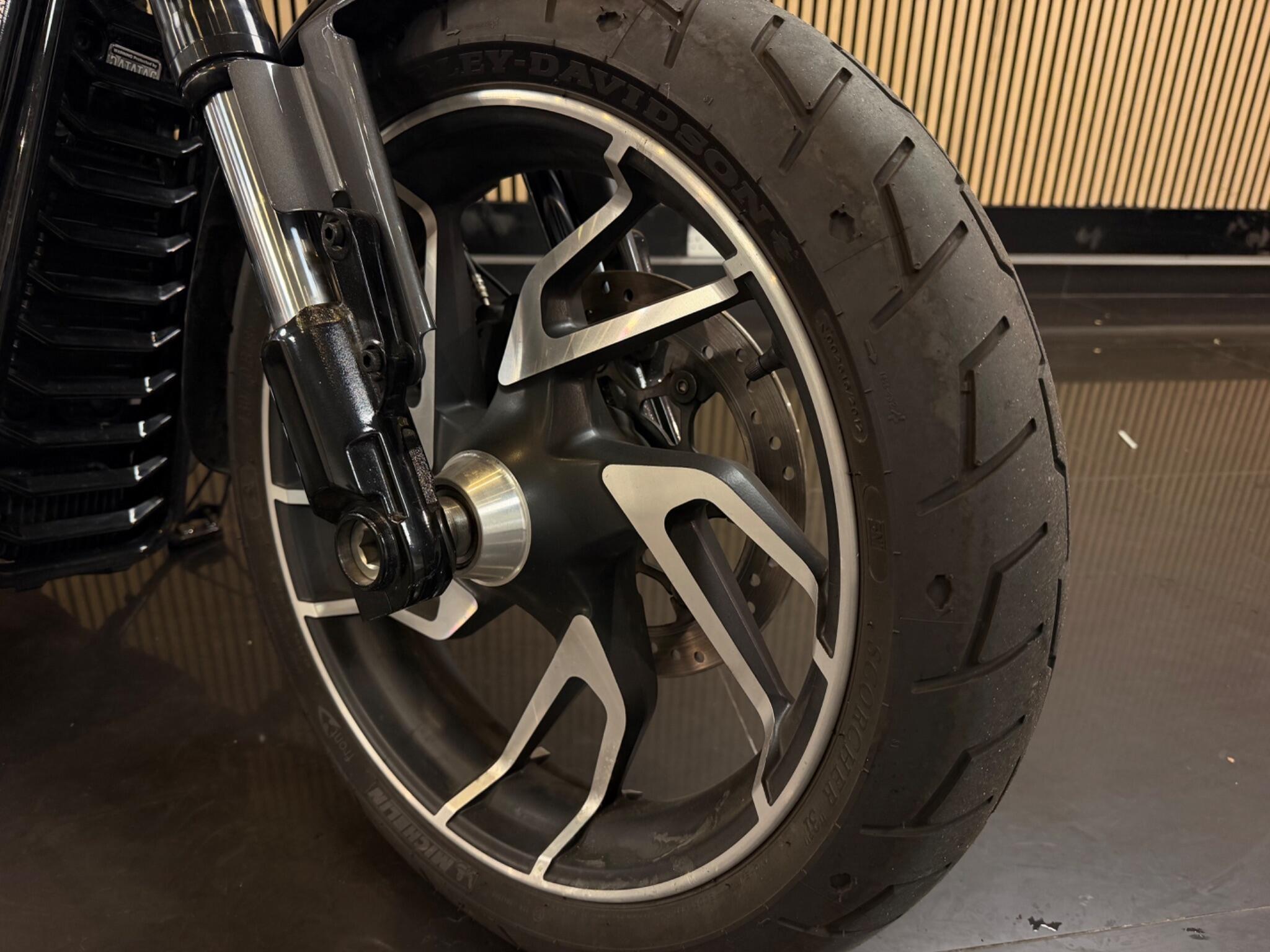 Harley-Davidson Softail